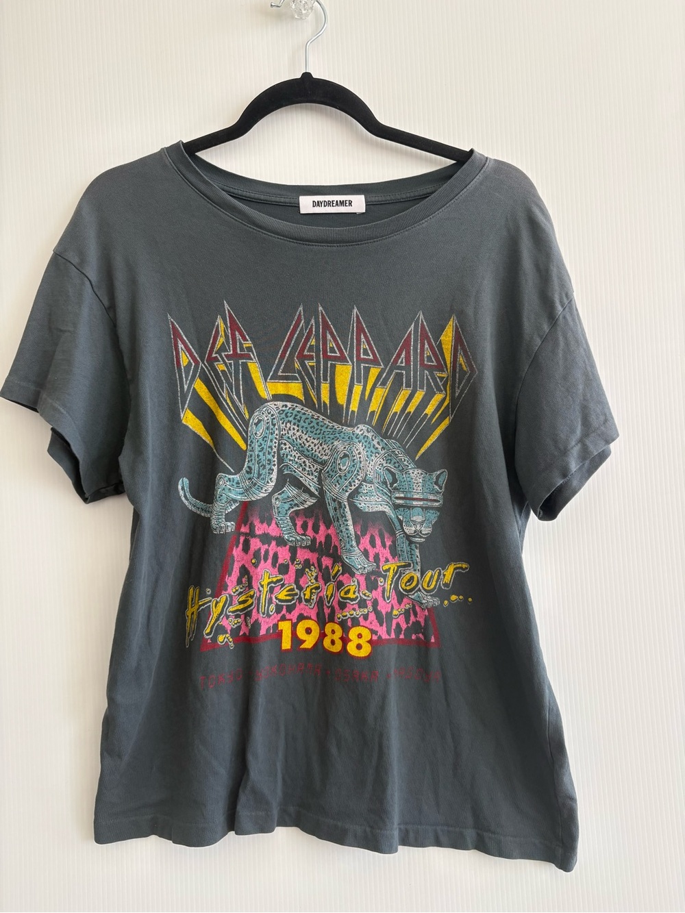 M Daydreamer Def Leppard T-shirt- Hysteria Tour 1988 - Picture 2 of 6